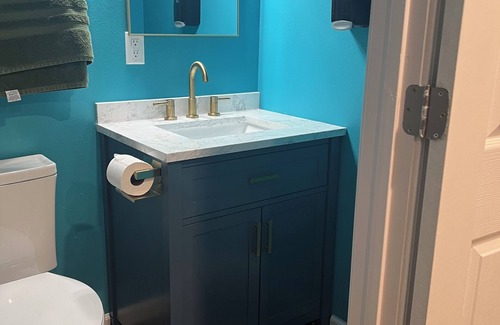 Royal Apartment | Happy Sweet studio Royal with AC and WiFi included Great for Long Stay