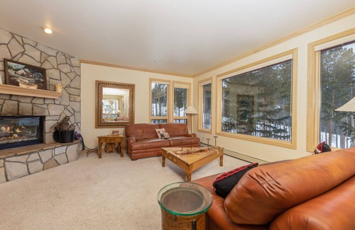 Warrior's Mark West House | Happy Trails Lodge: Stunning Home w/ Hot Tub, Mountain Views, Ski Access