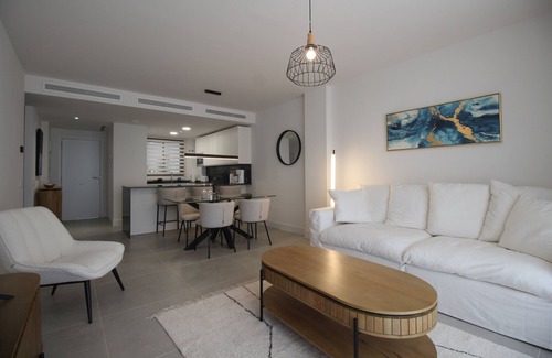 Fuengirola Apartment | Happy Travel Jasmine Higueron