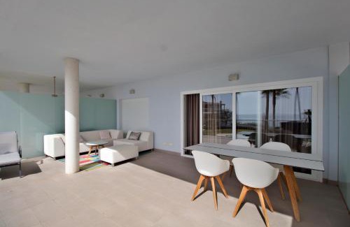 La Capellania Apartment | Happy Travel South Beach 1-1b