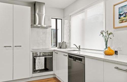Christchurch City Centre House | Harakeke Whāre - Christchurch Holiday Homes