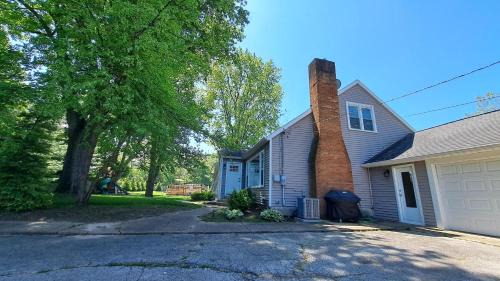 Shorewood-Tower Hills-Harbert House | Harbert's Gem