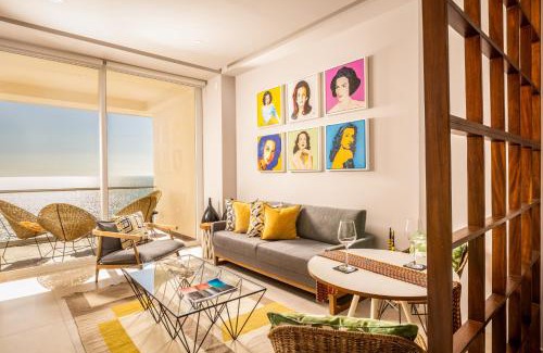 Las Glorias Apartment | Harbor 13008A Artistic beachfront studio by Moikkarentals