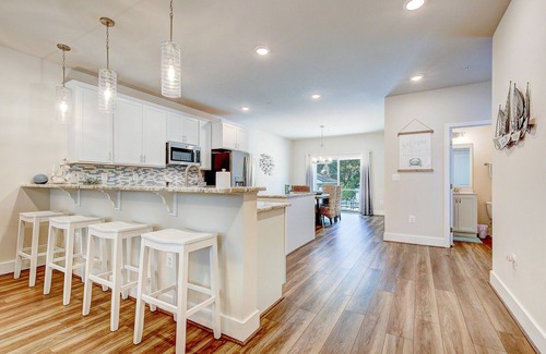 Rose Haven House | Harbor Breezes at Herrington Harbor