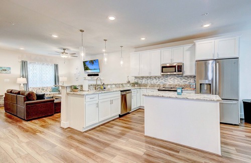 Rose Haven House | Harbor Breezes at Herrington Harbor