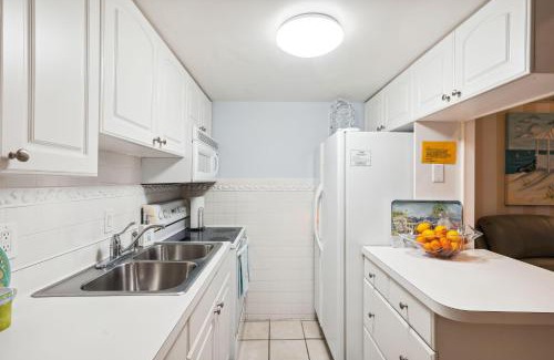 Sunset Beach House | Harbor House 37