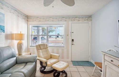 Sunset Beach House | Harbor House 37