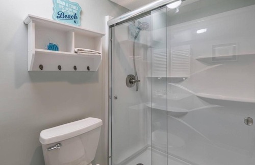 Beachwalk House | Harbor Island M118