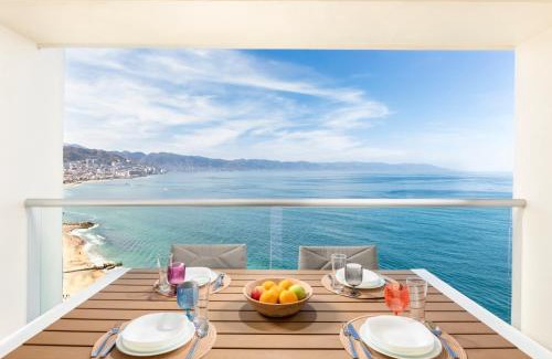 Las Glorias Apartment | Harbor N1602 by Moikkarentals