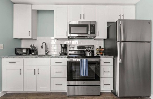 Rye Apartment | Harbor Serenity Private Deck Updated Kitchen