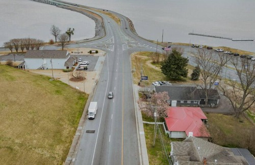 Guntersville House | Harbor View Cottage Downtown