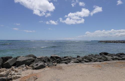 Waikiki Apartment | Harbor View Plaza #1203