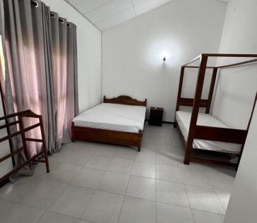 Hikkaduwa House | Harbor View Private Cottage Hikkaduwa