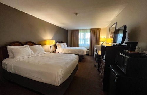 Sheboygan Hotel | Harbor Winds Hotel