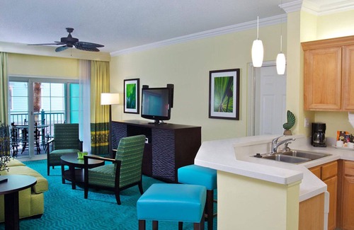Paradise Island Resort | Harborside Resort Atlantis-2 Bedroom Deluxe Villa-Atlantis Wristbands Included