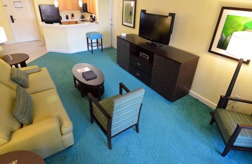 Paradise Island Resort | Harborside Resort Atlantis-2 Bedroom Deluxe Villa-Atlantis Wristbands Included