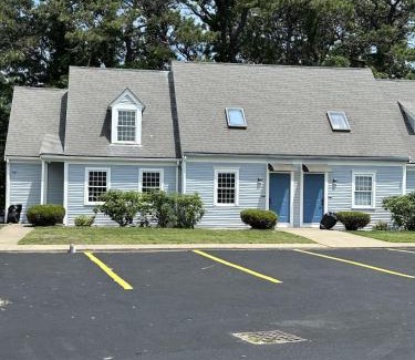 Bass River Hotel | Harborside Suites