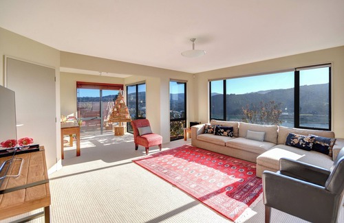 Dunedin House | Harbour Heights. Stunning views of Dunedin Harbour & beyond!