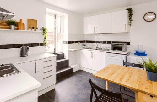 Margate Old Town House | Harbour View - Margate Old Town