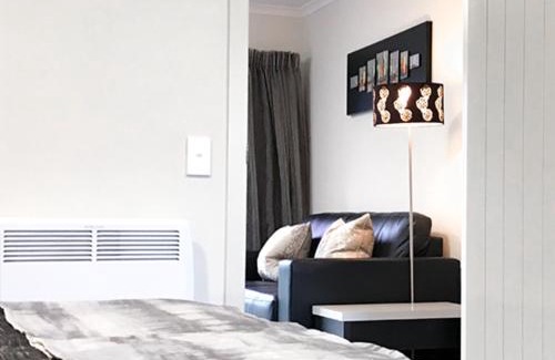 Timaru Hotel | Harbour View Motel