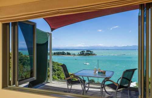 Stepneyville Apartment | Harbour View - One
