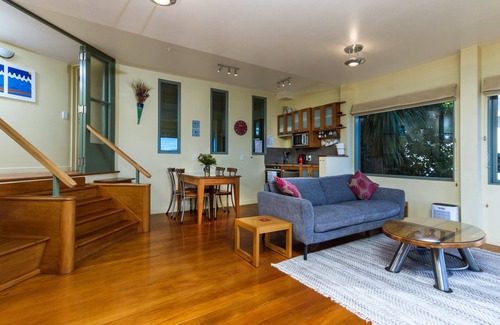 Stepneyville Apartment | Harbour View - Three - Nelson Waterfront Apartment