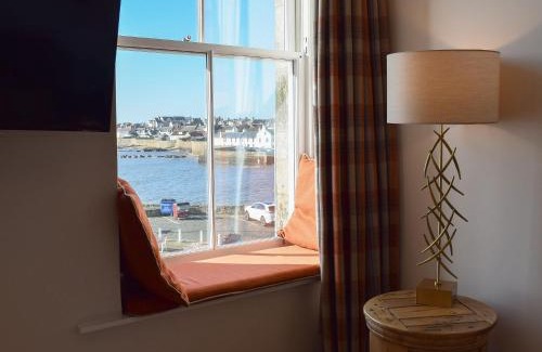 Anstruther House | Harbourside Apartment