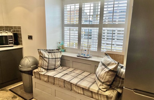Staithes House | Harbourside sleeps 10
