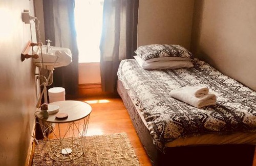 Raglan Hotel | HarbourView Hotel