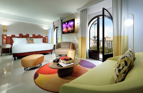 Puerto Banus Hotel | Hard Rock Hotel Marbella – Puerto Banús