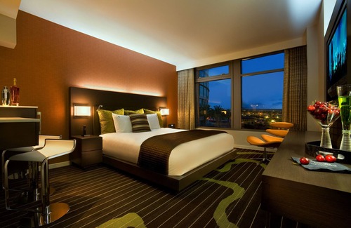 Gaslamp Quarter Hotel | Hard Rock Hotel San Diego