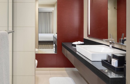 Gaslamp Quarter Hotel | Hard Rock Hotel San Diego