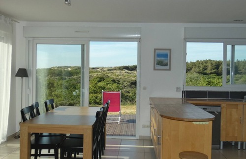 Hardelot-Plage House | HARDELOT - Quiet villa with sea view (150 m from the beach - 2 mins walk)
