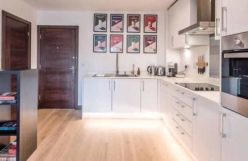 Bury St Edmunds Apartment | Harland Court Apartment, Bury St Edmunds
