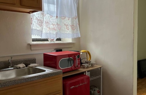 Hamilton Heights Apartment | Harlem Chic in the Heart of the City!