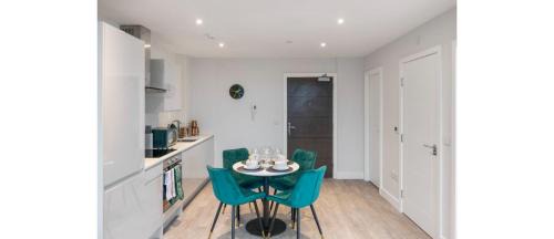 Harrow Apartment | Harmonious Greens: Cozy 1-Bed Flat in Harrow
