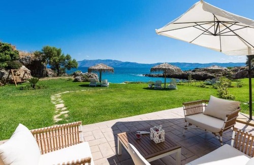Livadia Villa | Harmony Beach Villas