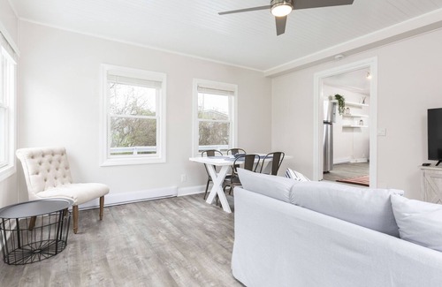 Misquamicut House | Harmony Cottage! - 2 Blocks from Beach! Harmony Cottage in Idyllic Westerly, RI