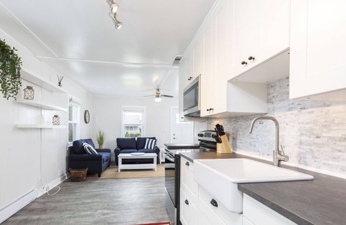 Misquamicut House | Harmony Cottage! - 2 Blocks from Beach! Harmony Cottage in Idyllic Westerly, RI