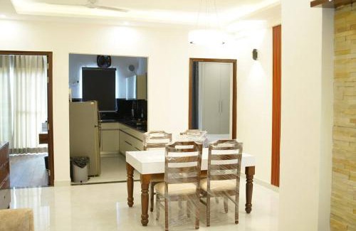 Mohali Apartment | Harmony Haven - Luxurious 3 BHK Haven for All