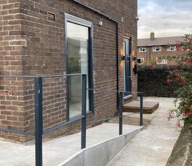 Ainley Top Apartment | Harmony home Lindley Huddersfield