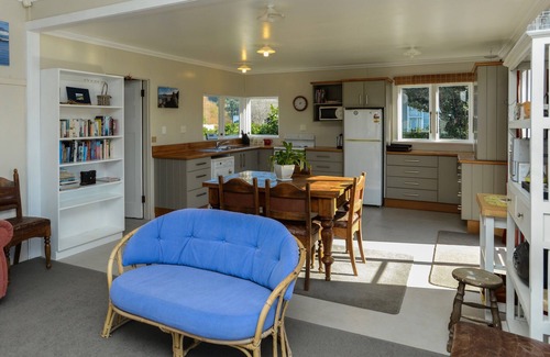 Waimarama Cottage | Harper Haven - Waimarama Holiday Home
