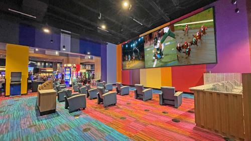 Murphy Hotel | Harrah's Cherokee Valley River, A Caesars Destination