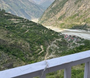 Yamunotri Hotel | Harsil Heights