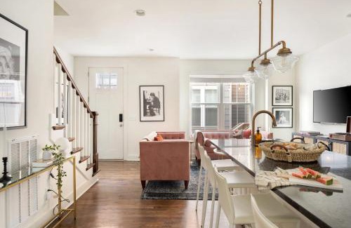 Chestnut Hill Apartment | Hart Suite Buyout 8 by AvantStay Two Nashville Town Houses w Stunning Amenities Design