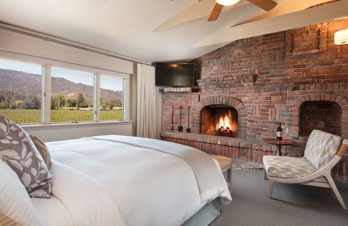 St. Helena Hotel | Harvest Inn