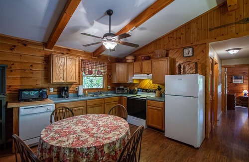 Whittier Cabin | Harvest Moon Mountain Retreat