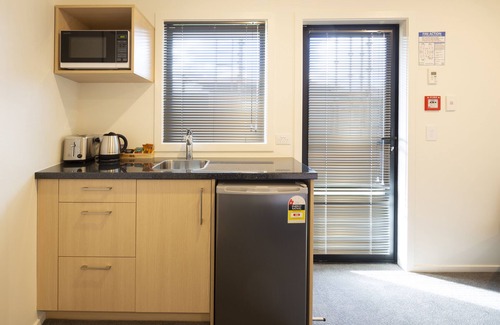 Lowburn Apartment | Harvest Park Studios
