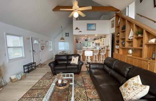 Brigands' Bay House | Hatteras Island Getaway on the Sound front