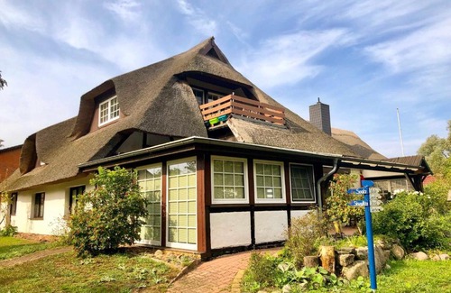 Ostseebad Wustrow House | Haus 1795 Storchennest